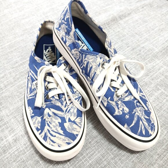 Vans Shoes - Vans UltraCush Hawiian Tropical Blue and White Floral Skate Sneaker Women's 7